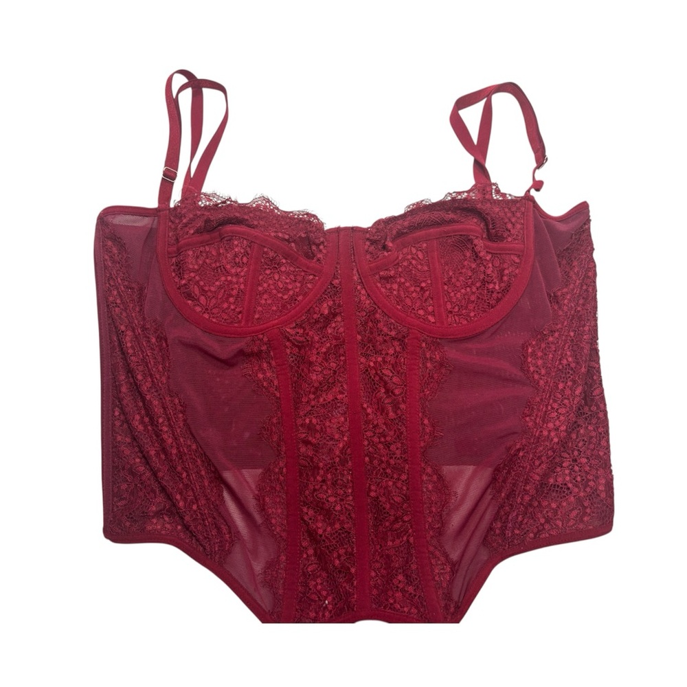 Amazon Lace Bustier in Rich Burgundy